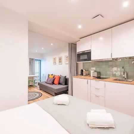 Guestready - Charming Studio- Newly Renovated! Apartment *